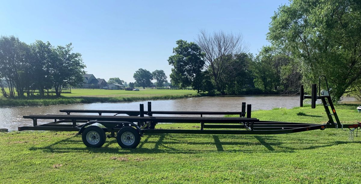 26' Tritoon Tandem Axle